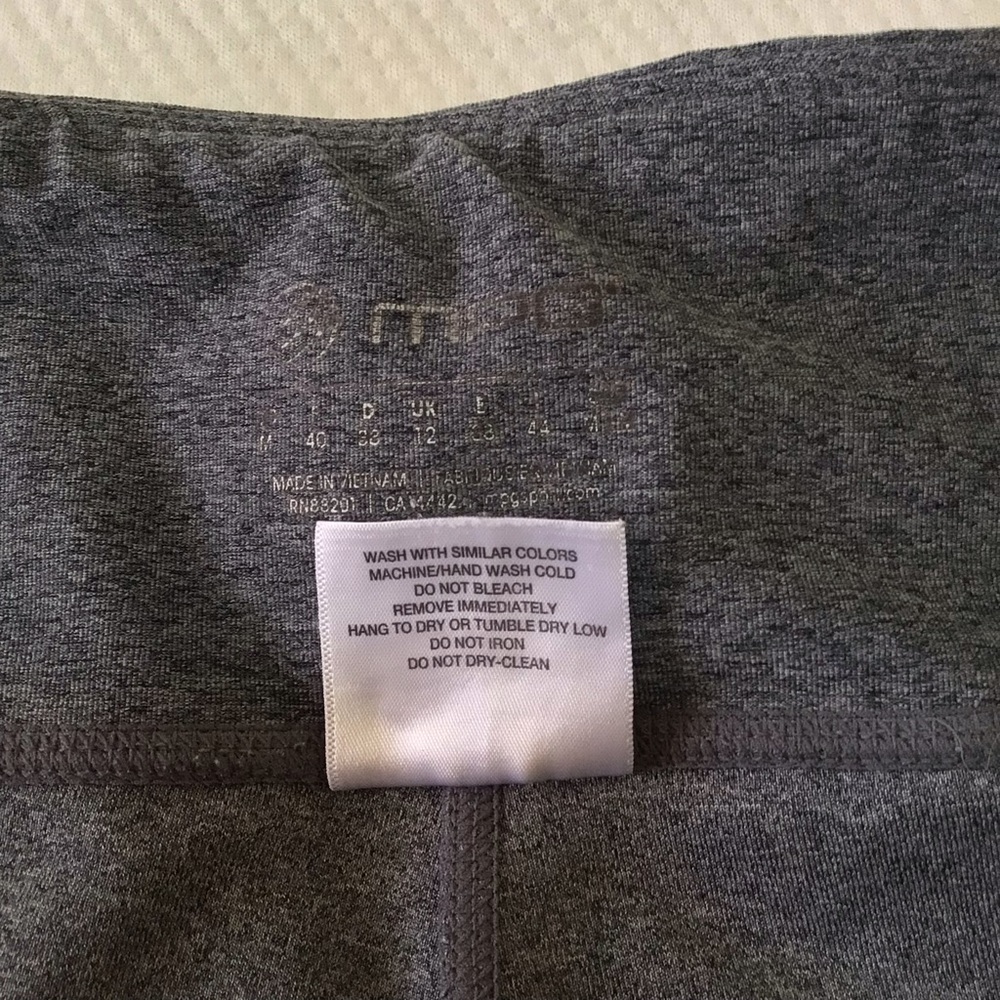 MPG Leggings Large Gray Stripe Athleisure Stretch Pants Sporty Yoga Workout - Picture 14 of 14